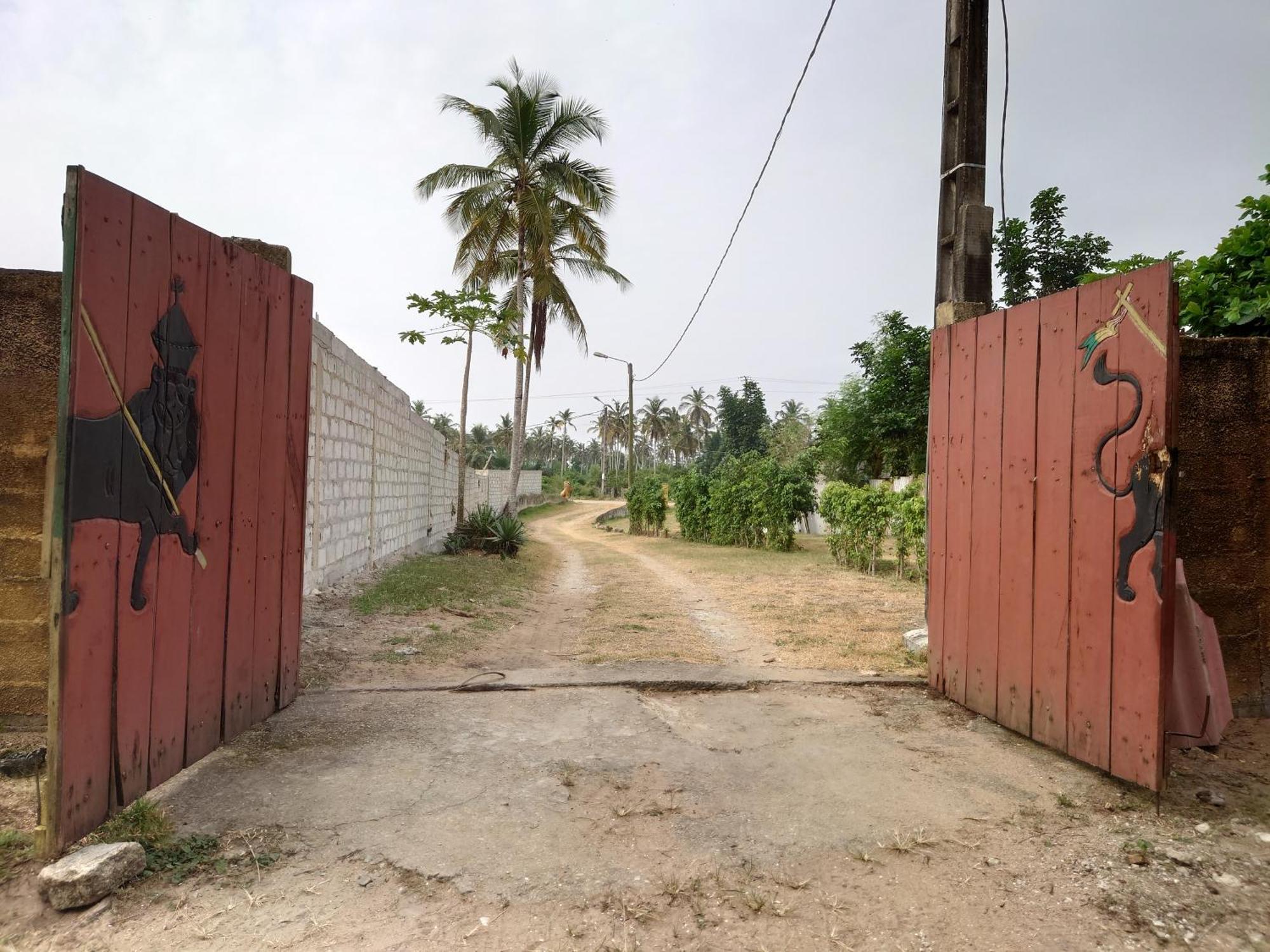Rundbungalow Auf Lionsrest Grand-Bassam Zewnętrze zdjęcie